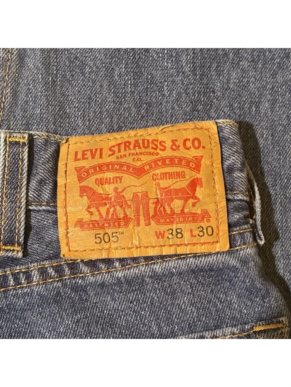Levi's Original 505 Regular Fit Straight Leg Men's Blue Jeans 38 x 30 Blue Denim